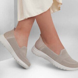 On-The-Go Flex Serene Slip-ins